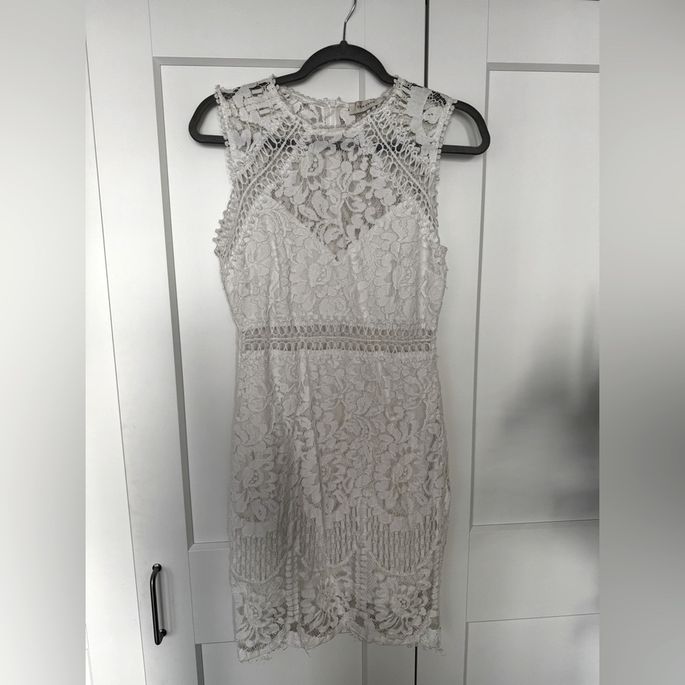 White cocktail dress with lace overlay/cut-out, high-neck, sleeveless from Honey